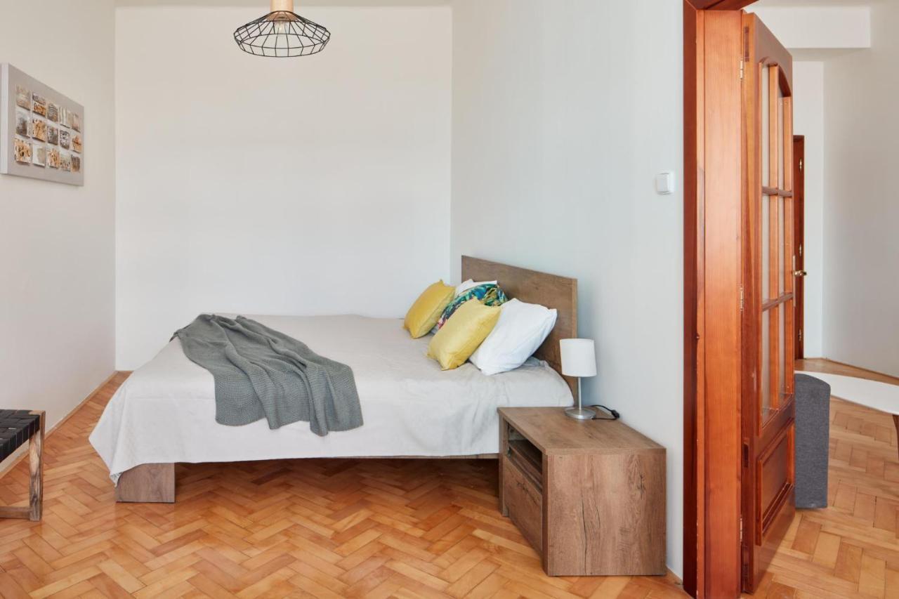 Prague Days - Spacious 3Bdr Apartment - Trendy Neighbourhood Eksteriør billede