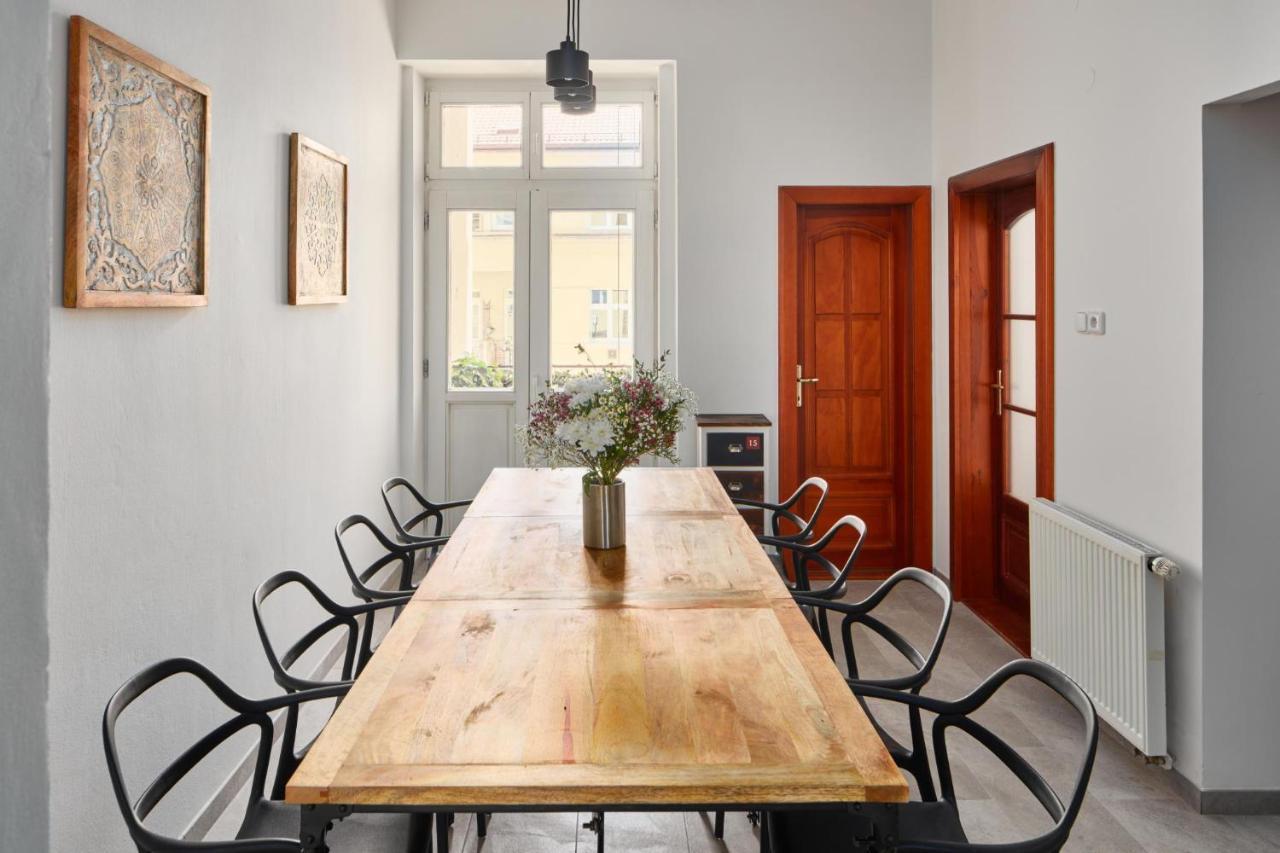 Prague Days - Spacious 3Bdr Apartment - Trendy Neighbourhood Eksteriør billede